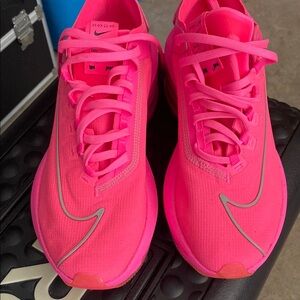 Nike Women's Vibrant Pink Athletic Shoes